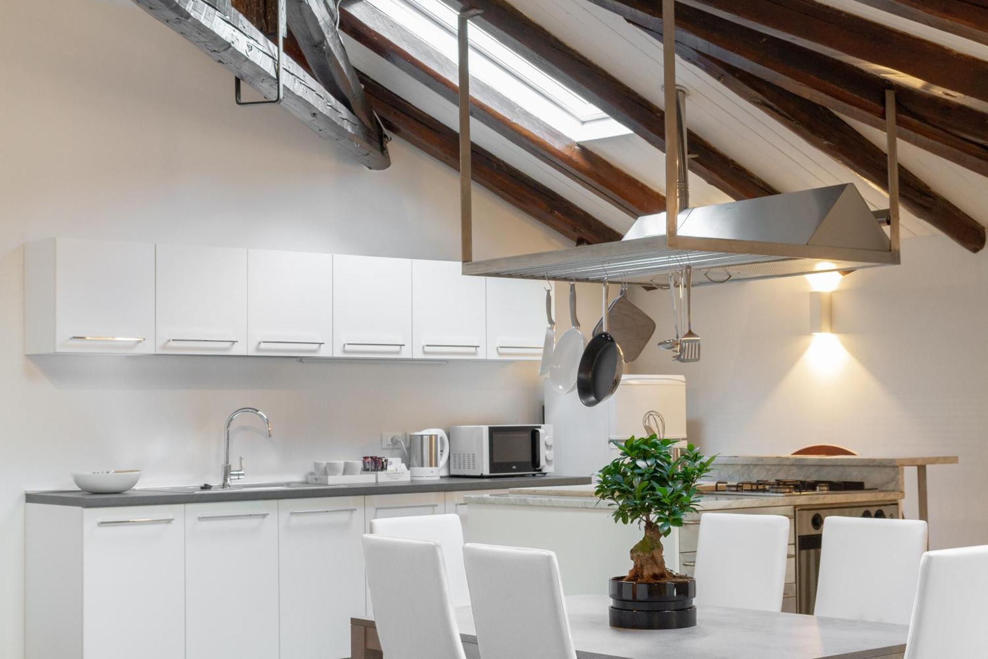 Attic Floor Venice Apartment 梅斯特雷 外观 照片
