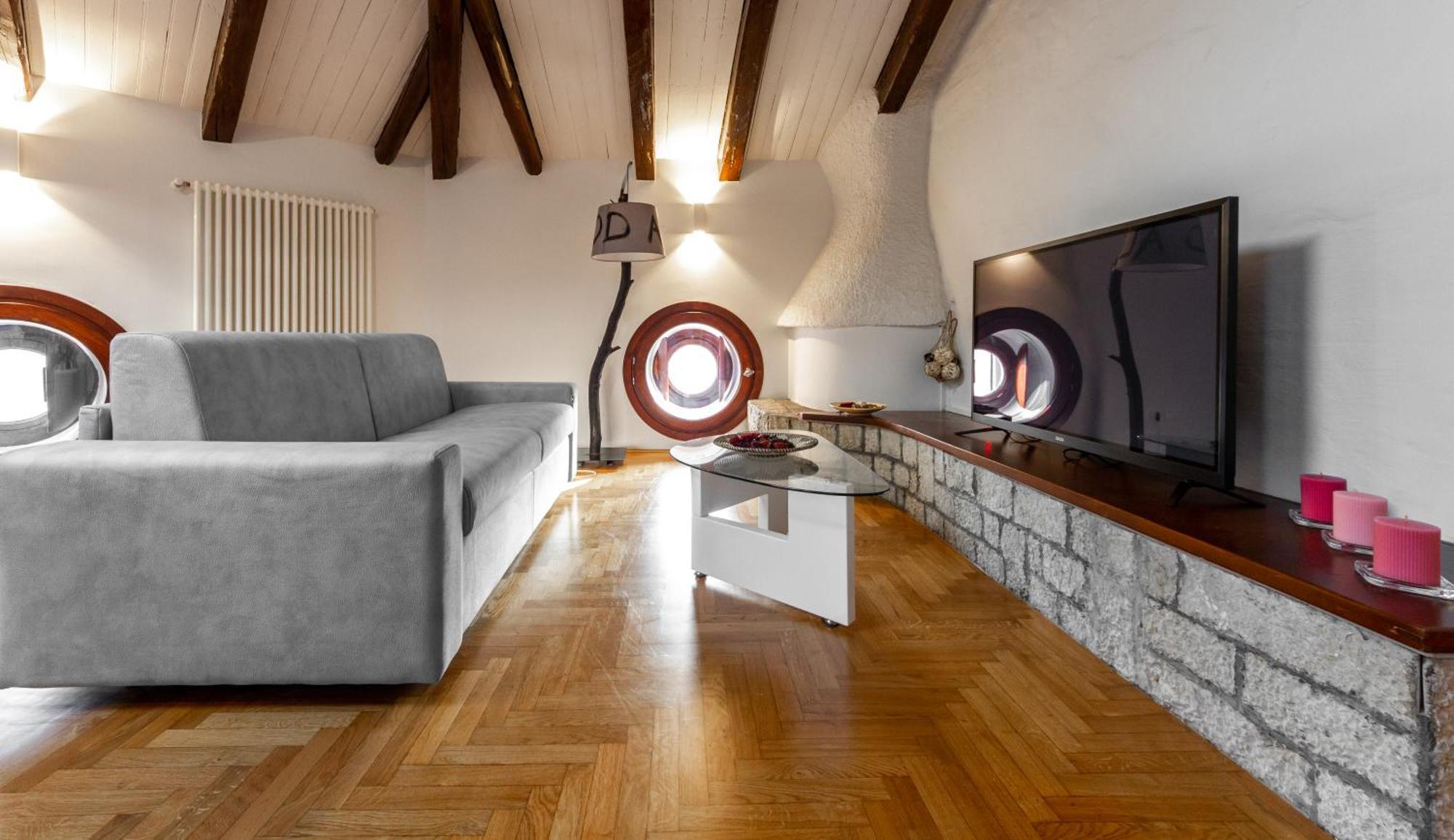 Attic Floor Venice Apartment 梅斯特雷 外观 照片